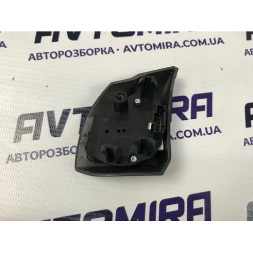Кнопка керма багатофункціональна Opel Astra H 2004-2010 93179288